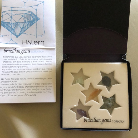 H Stern Natural Gemstones - Picture 1 of 8